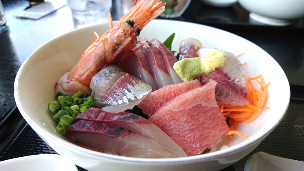 れんが屋の地魚刺身丼