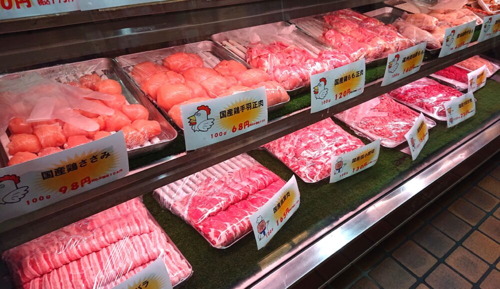 湯河原「西湘畜産」の精肉ショーケース